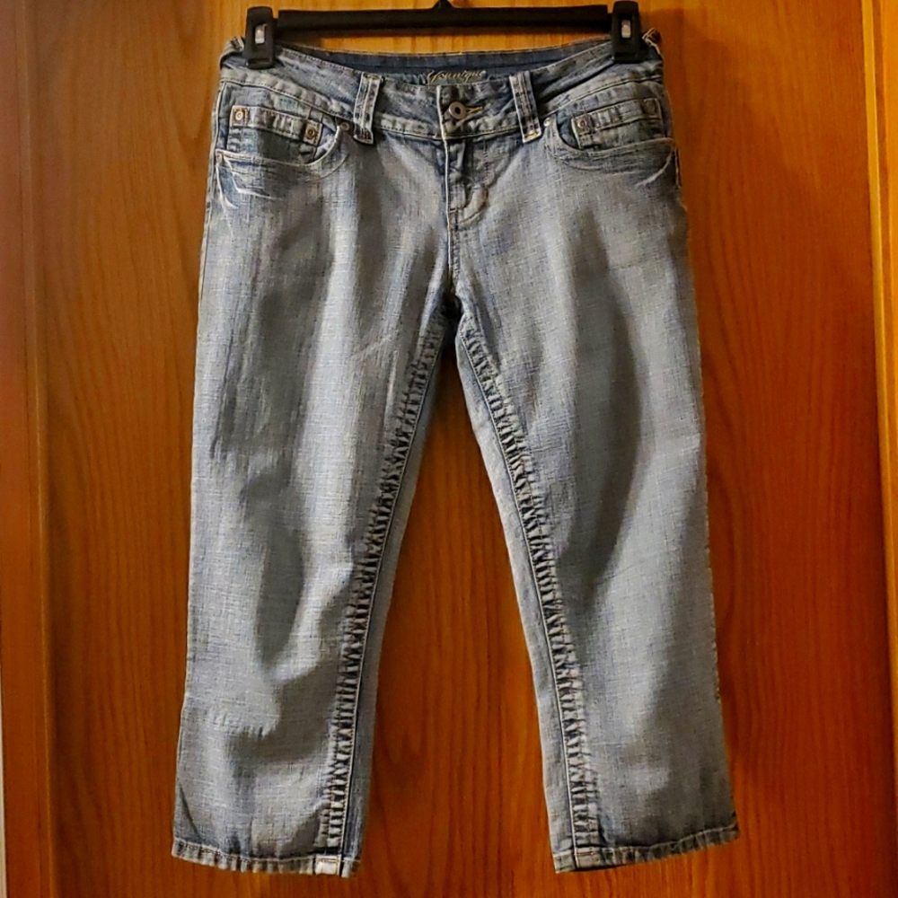 Younique Blue Jean Capris; Junior Size 9; Cross Hatch Pattern